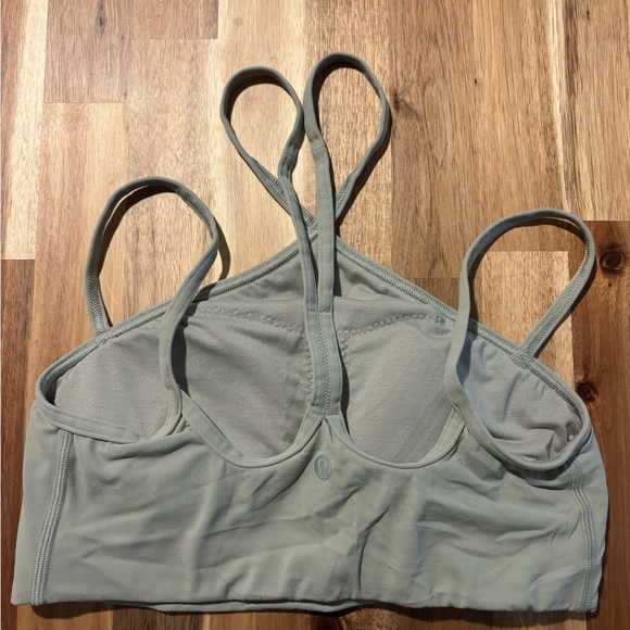 Lululemon bra size 8 - Picture 3 of 3